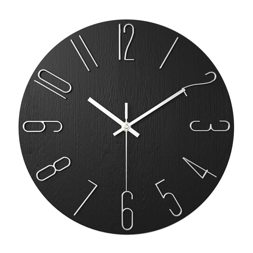 Minimalistische skandinavische geräuschlose Quarzwanduhr mit goldfarbenem Akzent