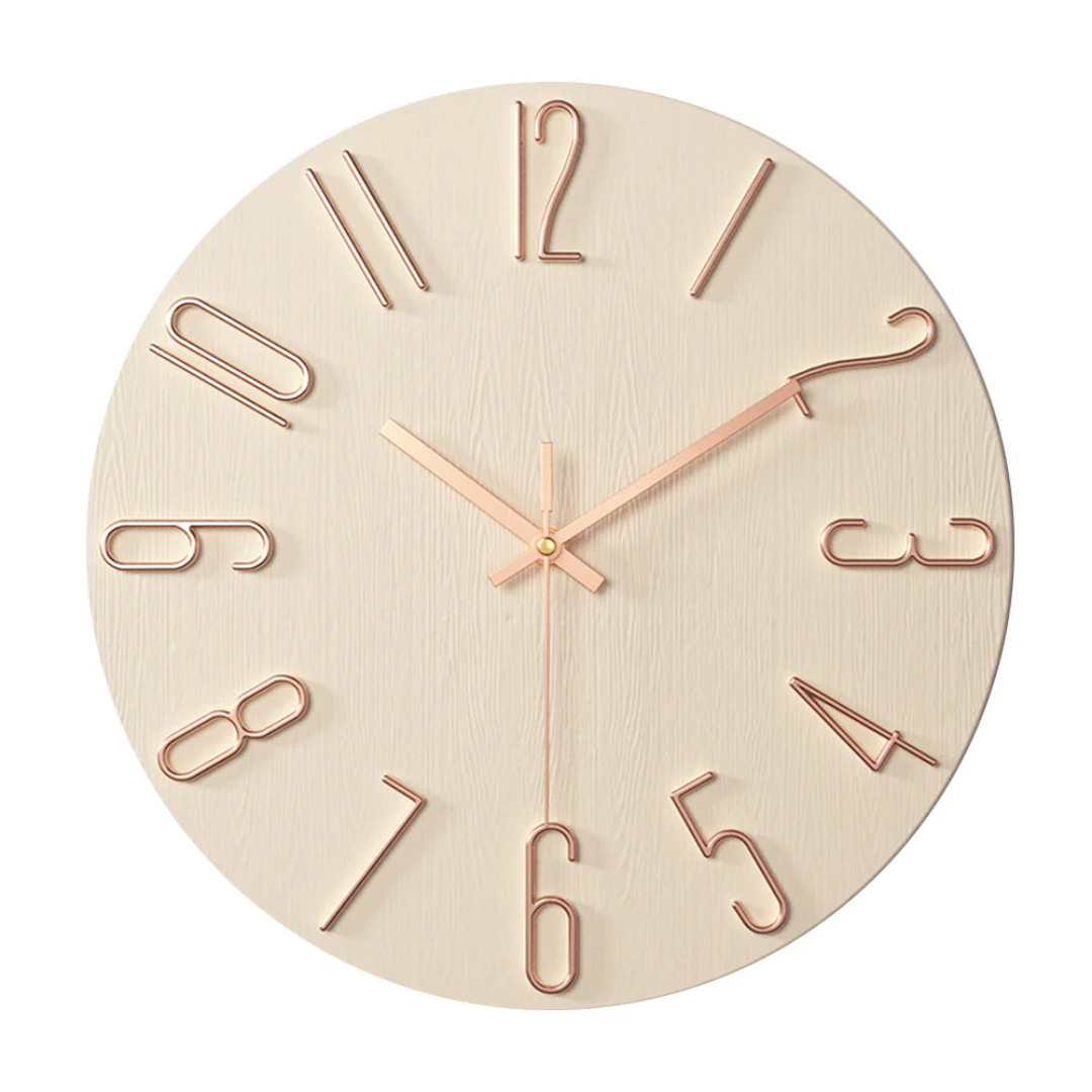 Minimalistische skandinavische geräuschlose Quarzwanduhr mit goldfarbenem Akzent