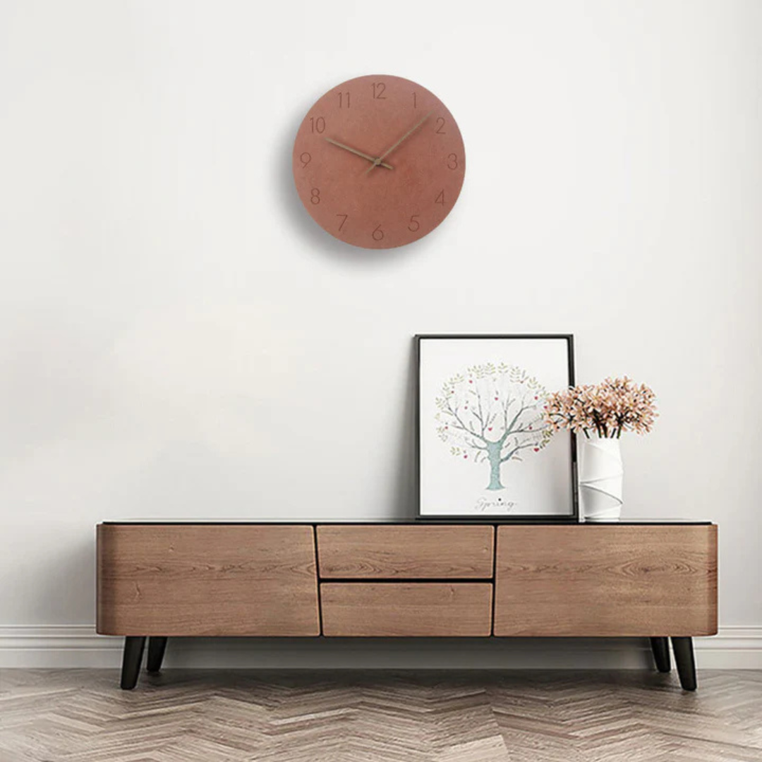 Skandinavische minimalistische runde geräuschlose Wanduhr aus Holz