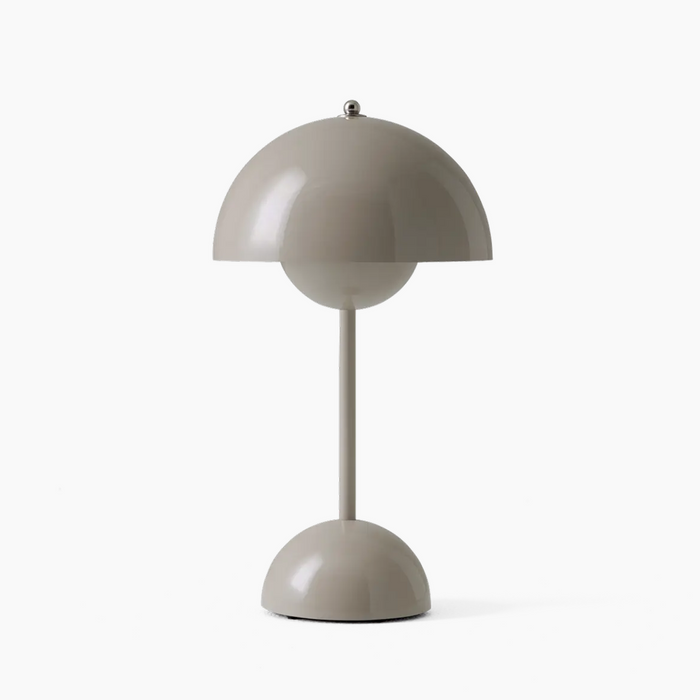 Skandinavische wiederaufladbare Tischlampe mit Pilzknospen-Silhouette und Touch-Steuerung