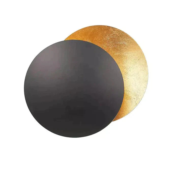 Moderne Wandleuchte mit überlappenden Scheiben, inspiriert von einer Sonnenfinsternis