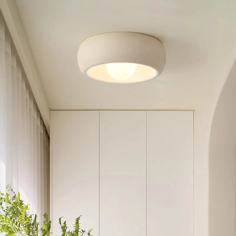 Minimalistische runde flächenbündige Deckenleuchte für moderne Wohnräume