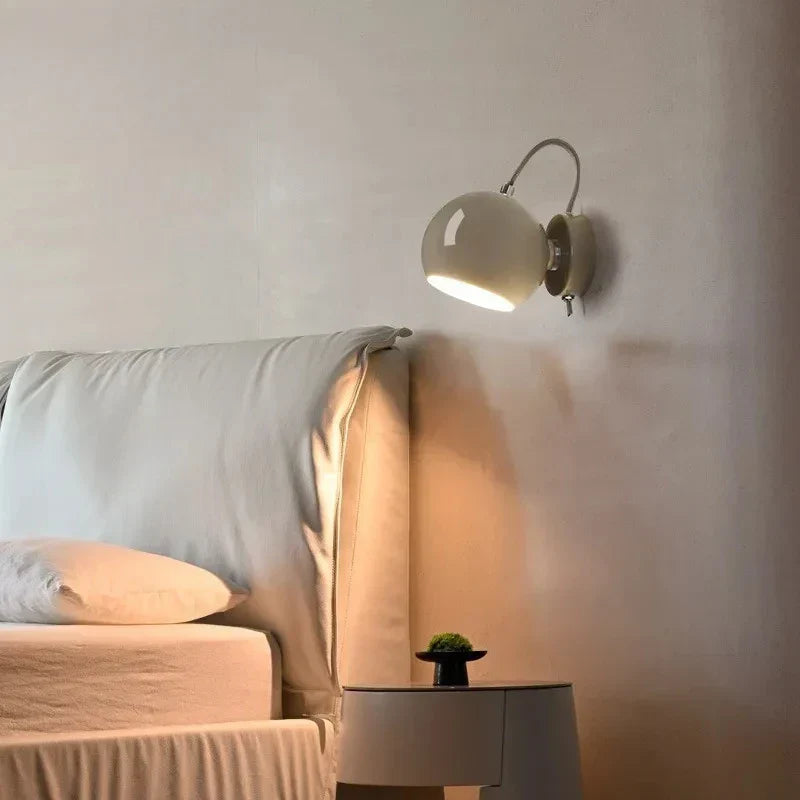 Nordische minimalistische drehbare Deckenleuchte in Kuppelform