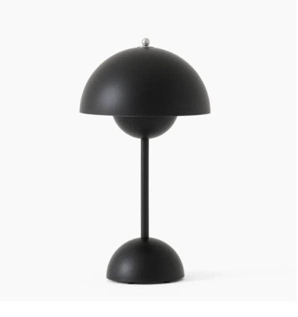 Elegante minimalistische skandinavische dimmbare Tischlampe mit Touch-Steuerung