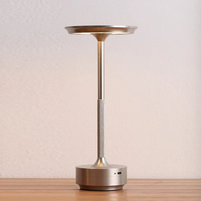 Minimalistische kabellose Tischlampe aus Aluminium, wiederaufladbar, mit Touch-Steuerung und Dimmfunktion