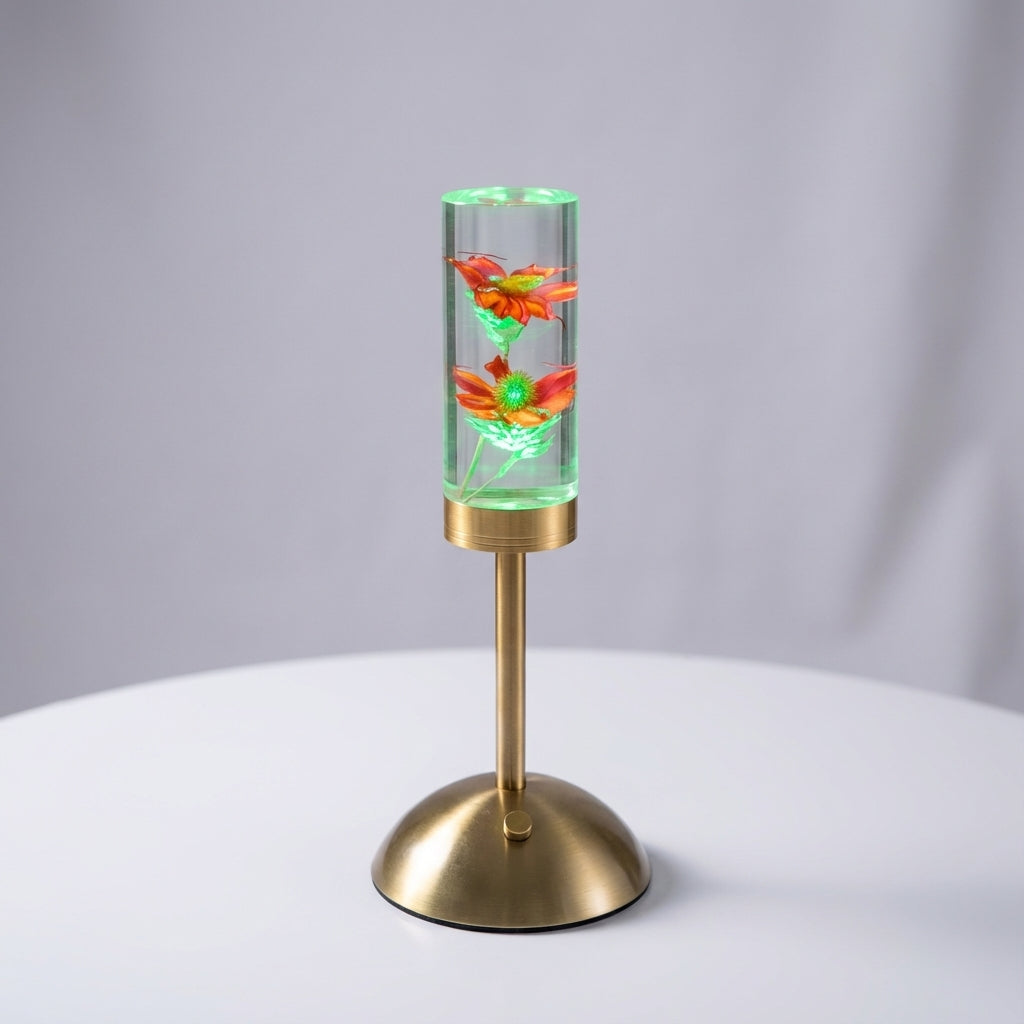 Skulpturale kabellose Tischlampe mit Blumenmotiv und Touch-Steuerung