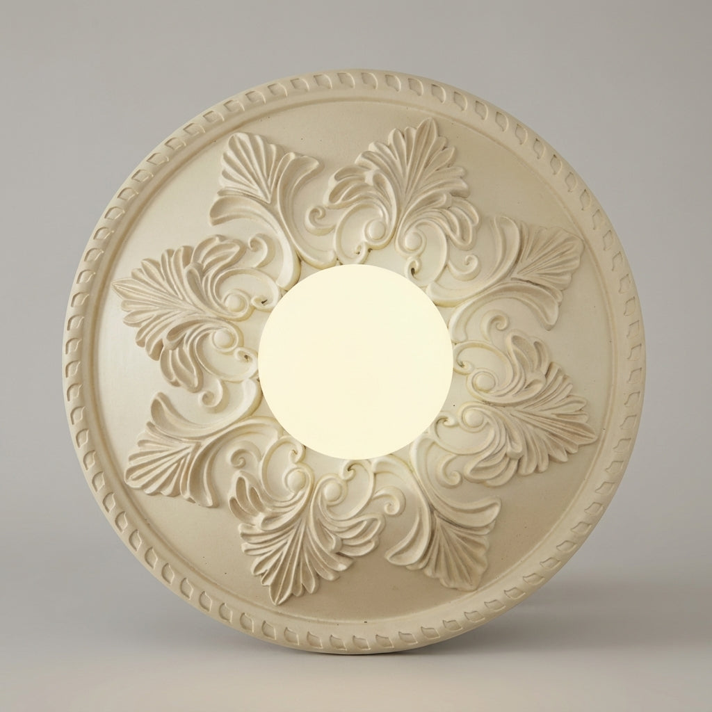Stimmungsvolle Wandleuchte mit Diffusor aus geätztem Milchglas