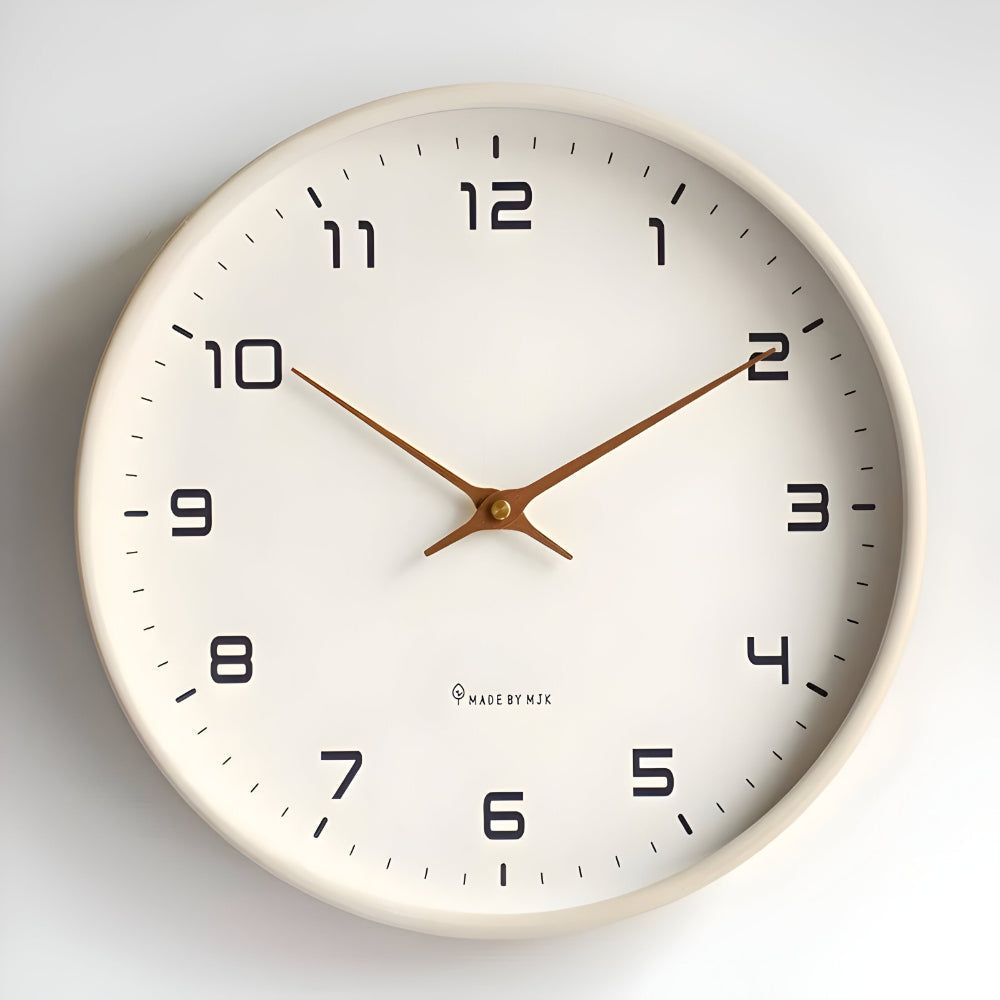 Geräuschlose runde moderne dekorative Wanduhr als Wohnakzent