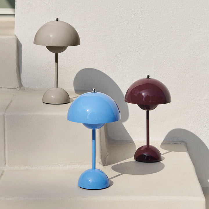 Kabellos aufladbare dimmbare kugelförmige Tischlampe