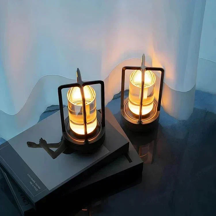 Dimmbare, wiederaufladbare Tischlampe aus facettiertem Kristallglas mit Touch-Steuerung