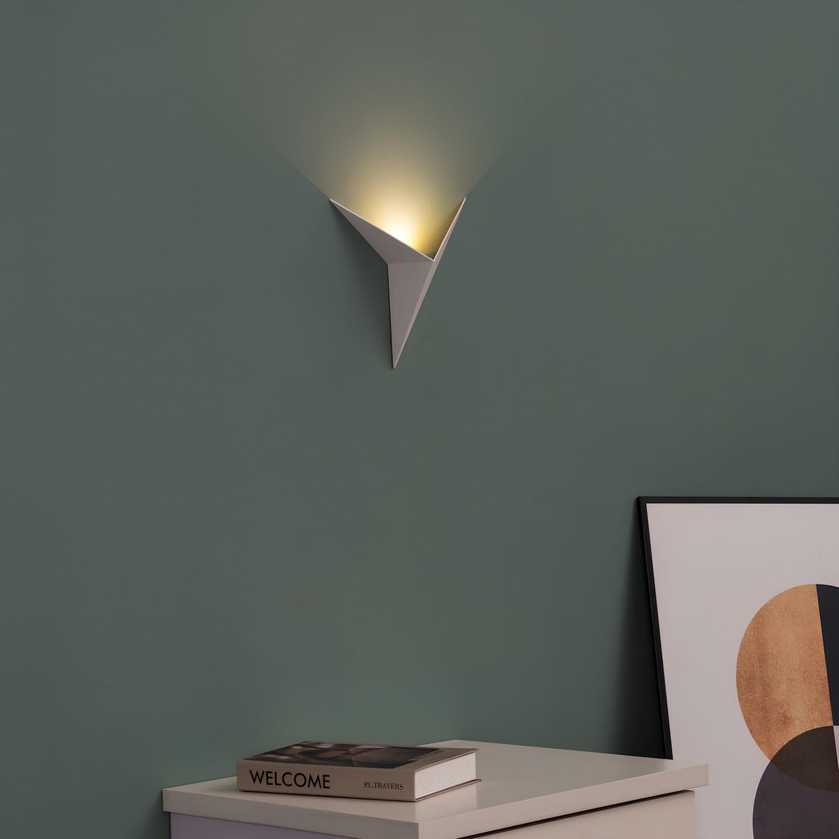 Minimalistische dreieckige nordische Eisen-Wandleuchte für den Innenbereich und Treppen