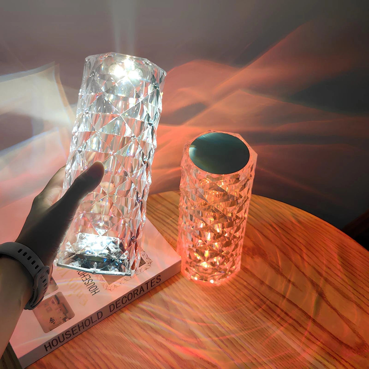 Funkelnde Kristall-Tischlampe mit Touch-Steuerung, Dimmer, Akku und stimmungsvollem Licht