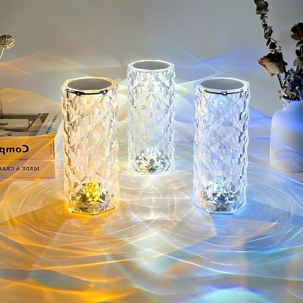 Funkelnde Kristall-Tischlampe mit Touch-Steuerung, Dimmer, Akku und stimmungsvollem Licht