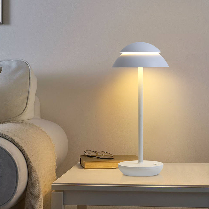 Kabellose tragbare wiederaufladbare Kunststoff-Tischlampe für Innen- und Außenbereiche