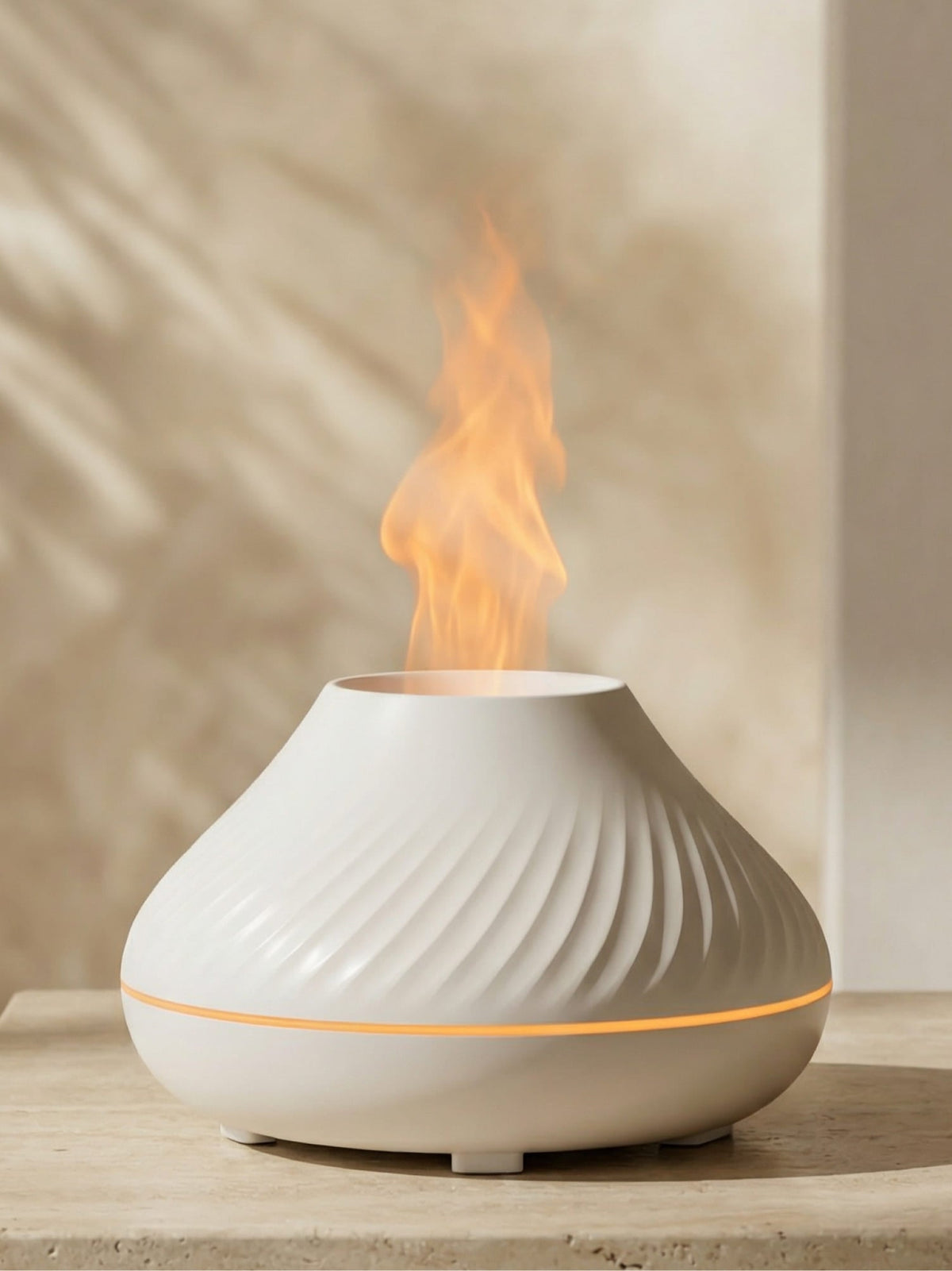 Beleuchteter Aromadiffusor für ätherische Öle mit Nebel und Flammeneffekt
