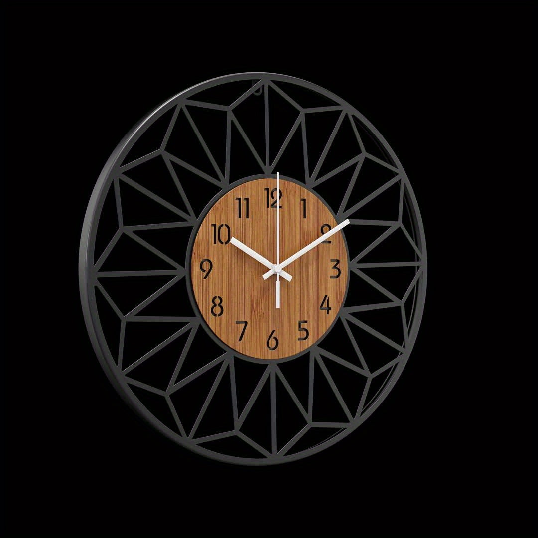 Runde industrielle Wanduhr in Holzmaserung mit leisem Quarzwerk