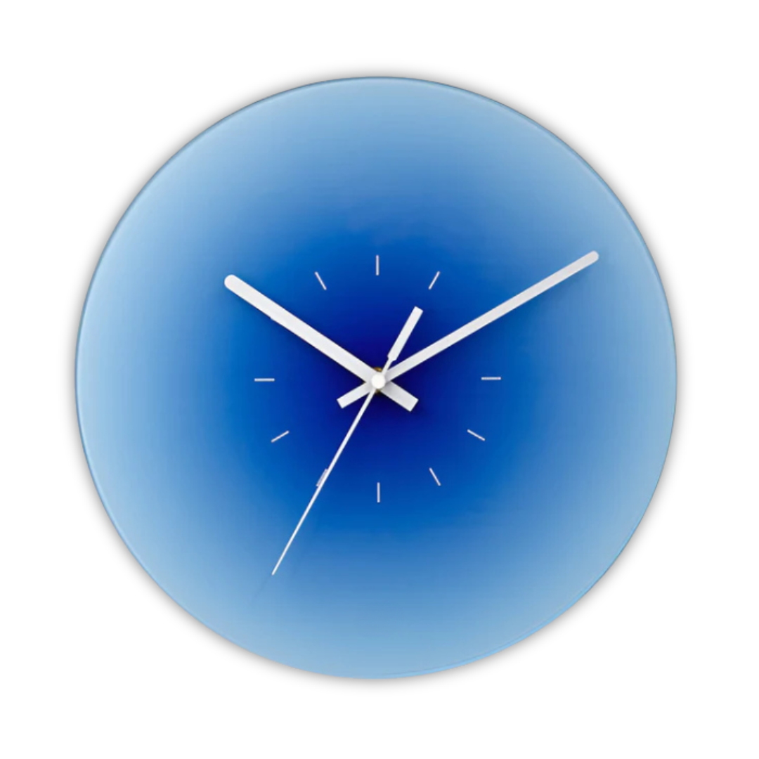 Runde Wanduhr aus Glas mit Farbverlauf im Sonnenuntergangsdesign und leisem Quarzwerk