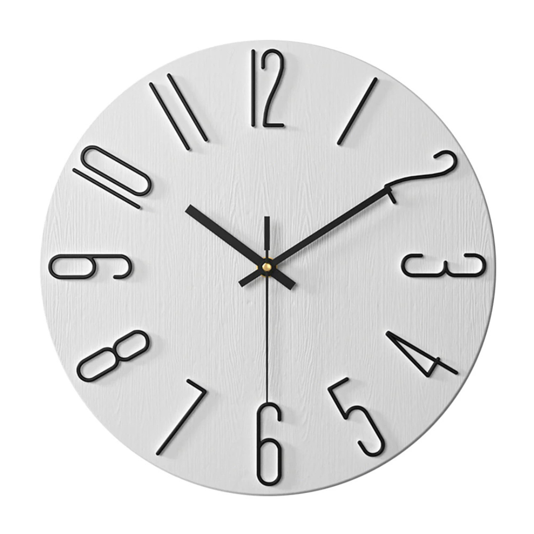 Minimalistische skandinavische geräuschlose Quarzwanduhr mit goldfarbenem Akzent