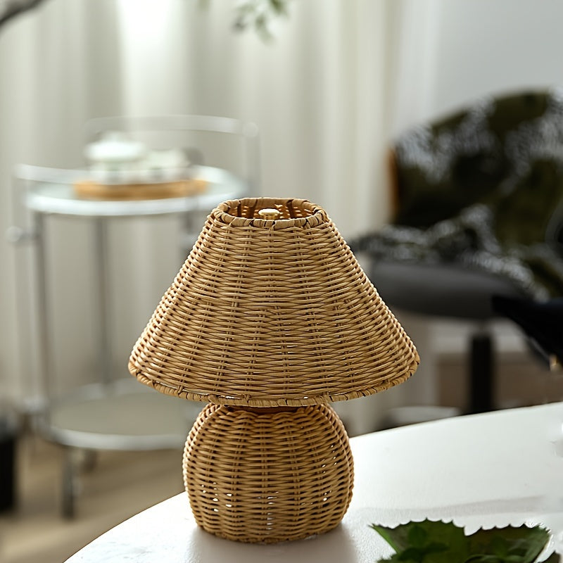 Rustikale Zen-Boho-Tischlampe mit handgewebtem Bambusgeflecht