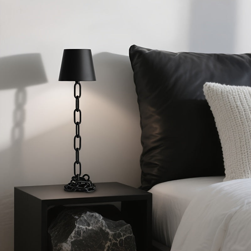 Skulpturale industrielle Tischlampe mit Kettengliedern, Akku und Touch-Steuerung