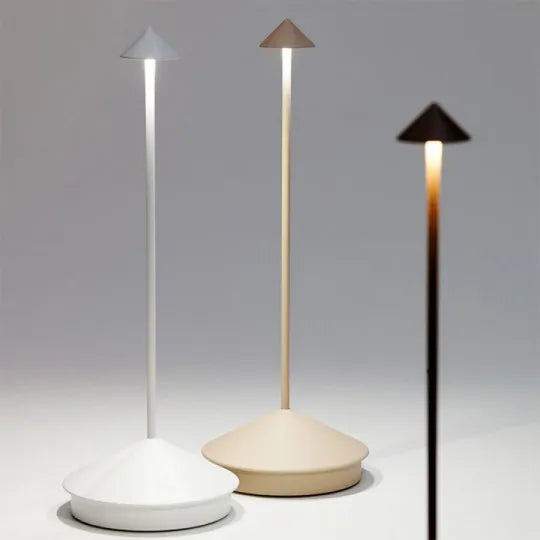 Wasserdichte, kabellose, wiederaufladbare und dimmbare Tischlampe für den Innen- und Außenbereich