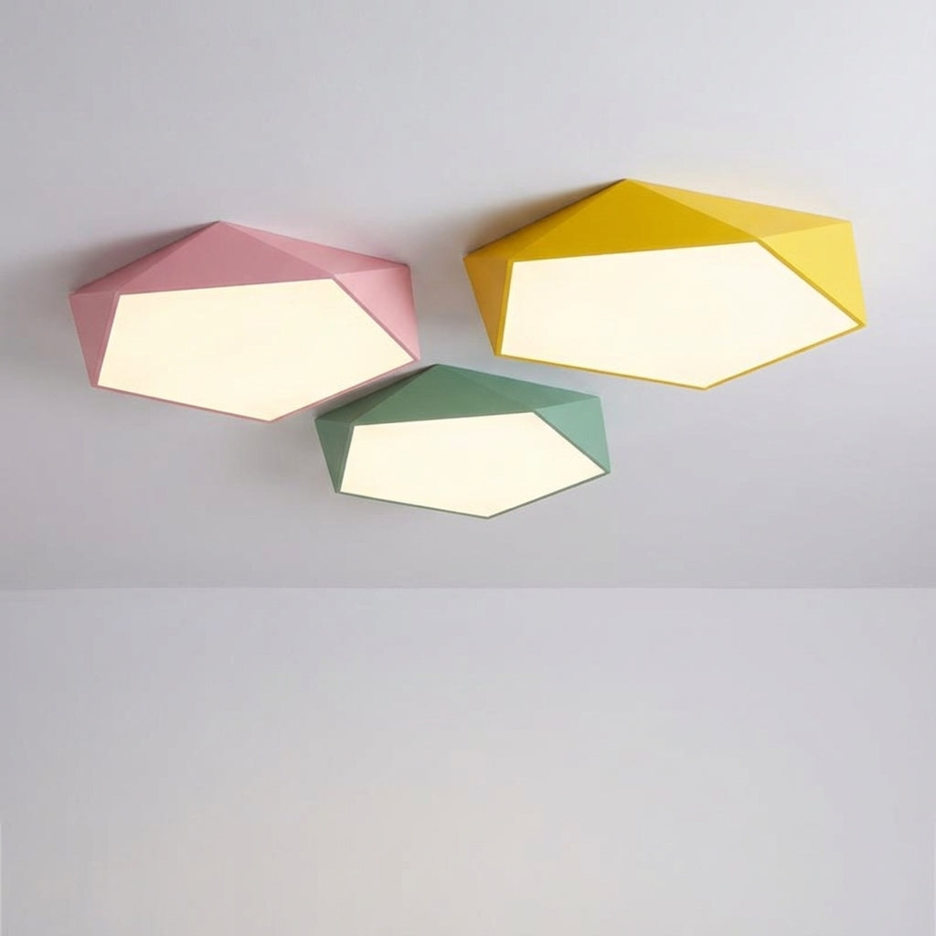 Geometrische fünfeckige Deckenleuchte aus Eisen und Acryl mit bündiger Montage