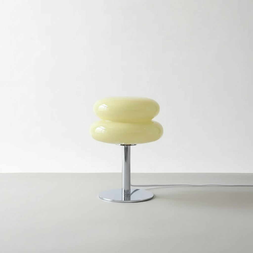 Kompakte kabellose dimmbare aufladbare Tischlampe im Bauhaus-Stil