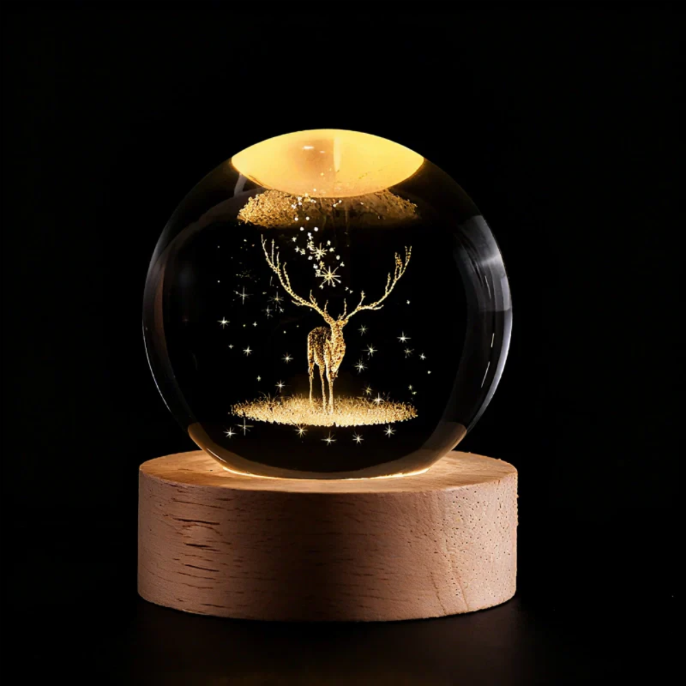 Nachtlicht und Tischlampe mit gravierter Kristallkugel in Planetenform