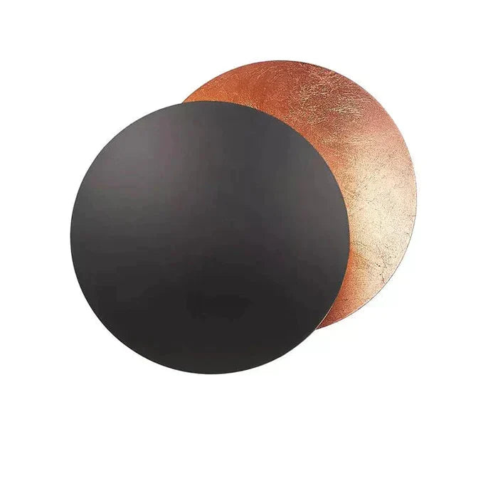 Moderne Wandleuchte mit überlappenden Scheiben, inspiriert von einer Sonnenfinsternis
