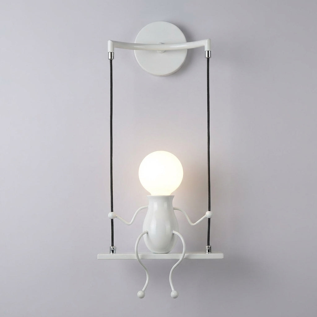 Langlebige Metall-Wandleuchte mit Silhouette einer schwingenden Figur