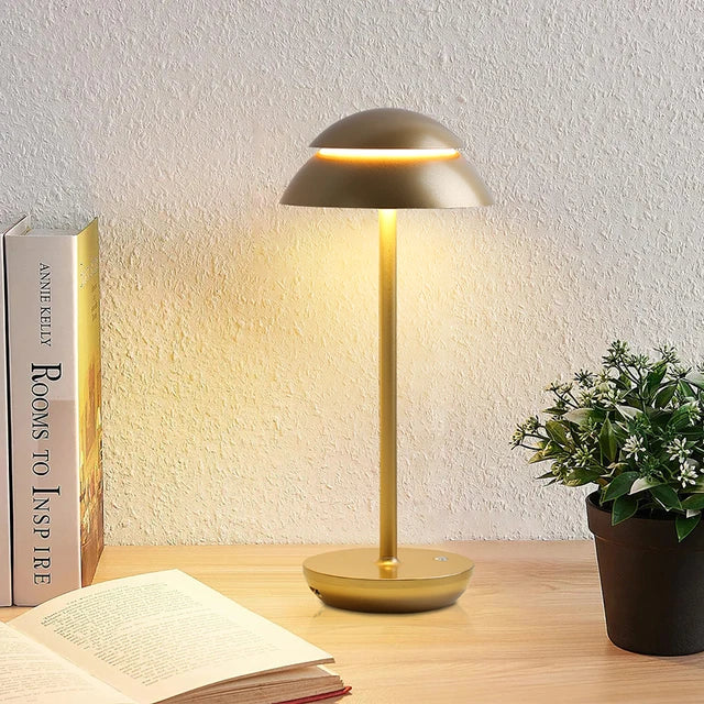 Skulpturale kabellose, wiederaufladbare Aluminium-Tischlampe mit Kuppelschirm
