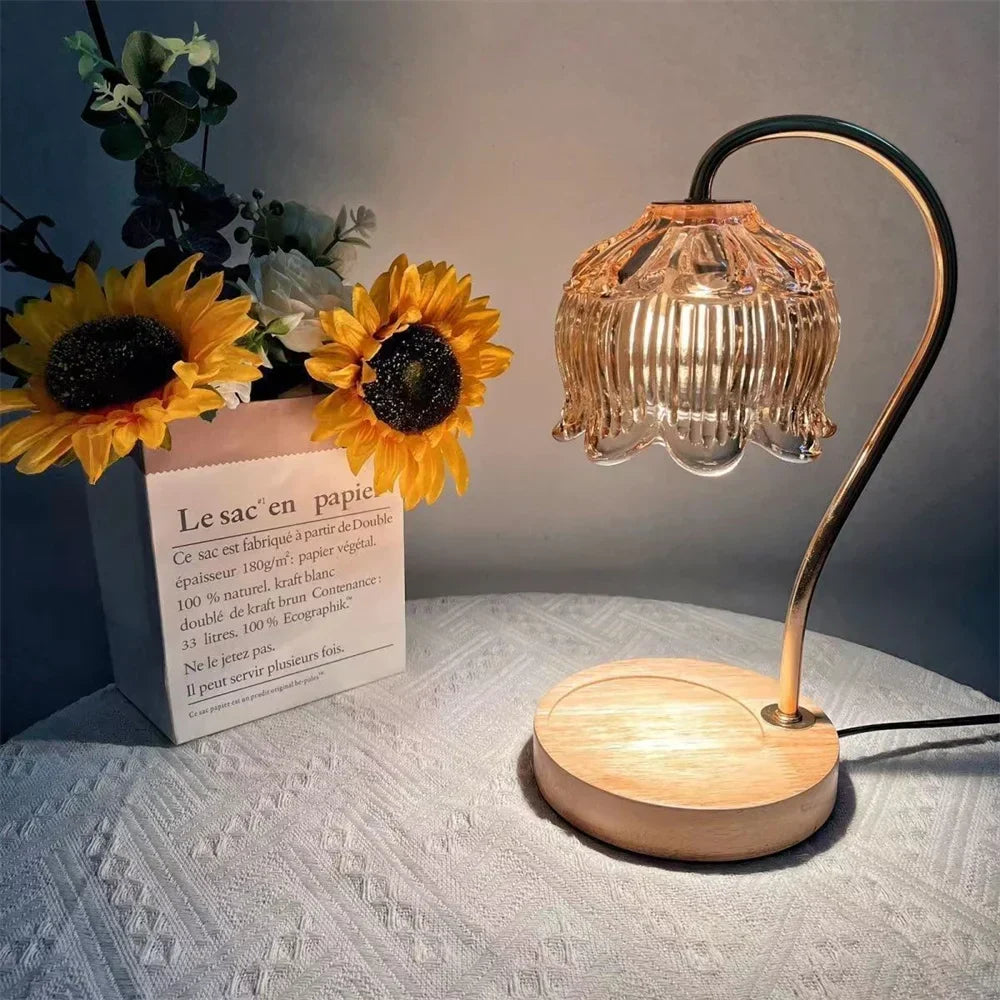 Tischlampe mit Retro-Blütenblüten-Glasschirm, Holzsockel und Kerzenwärmer