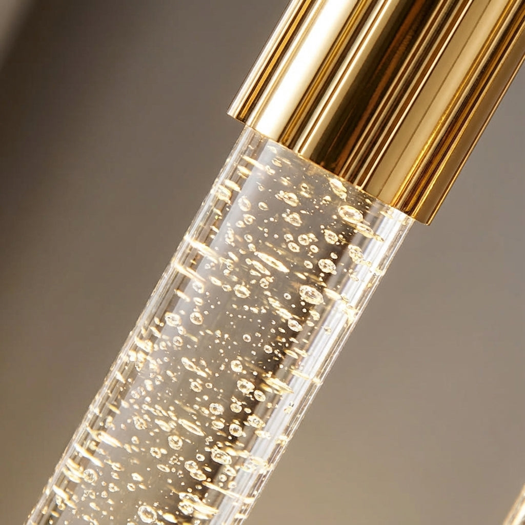 Schlanke Pendelleuchte mit zylindrischem Glasschirm, verstellbarem Kabel