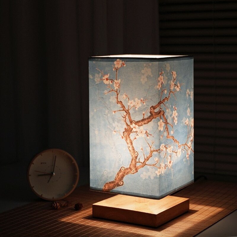 Japanisch-skandinavische minimalistische Tischlampe aus Bambusholz mit Druckknopf