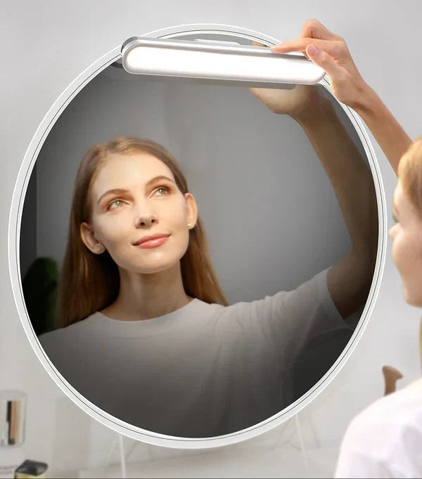 Zusammenklappbare, magnetische, drehbare, wiederaufladbare Schreibtischlampe mit Touch-Sensor