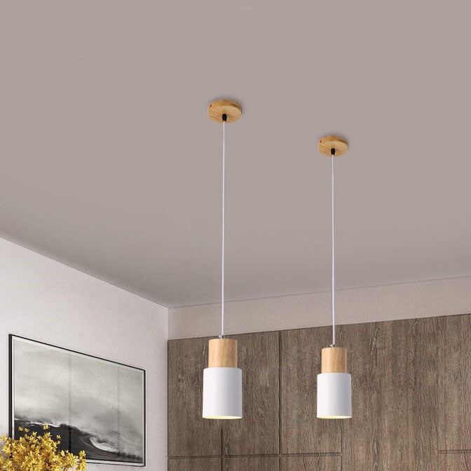 Minimalistische zylindrische Pendelleuchte aus Aluminium mit verstellbarem Kabel