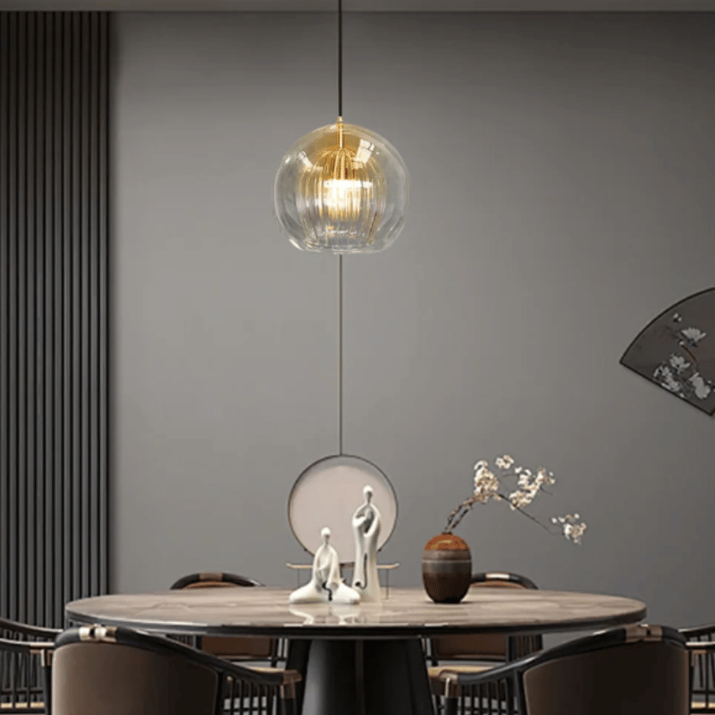 Elegante moderne Pendelleuchte aus Aluminium und Glas mit verstellbarer Länge