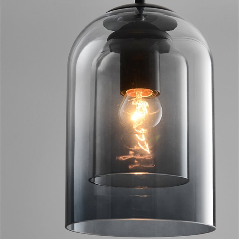 Pendelleuchte aus Eisen mit zwei Glasschirmen im Mid-Century-Stil