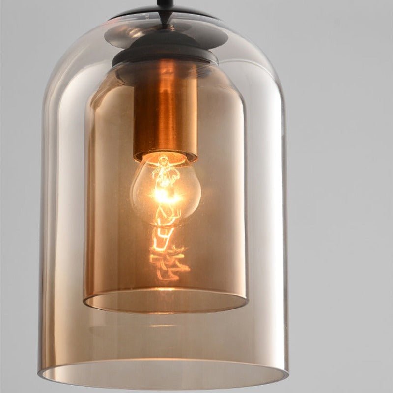 Pendelleuchte aus Eisen mit zwei Glasschirmen im Mid-Century-Stil
