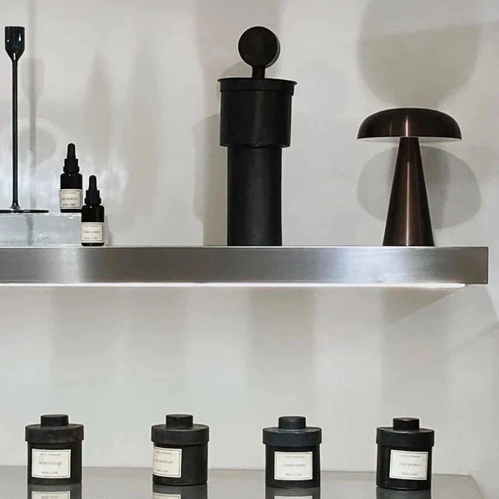 Dimmbare kabellose Tischlampe aus Eisen und Acryl in Pilzform