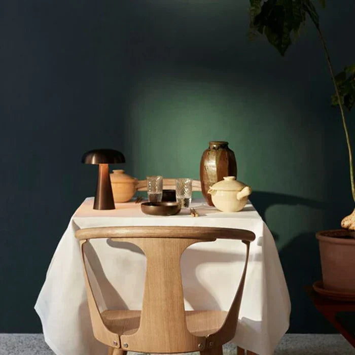Dimmbare kabellose Tischlampe aus Eisen und Acryl in Pilzform