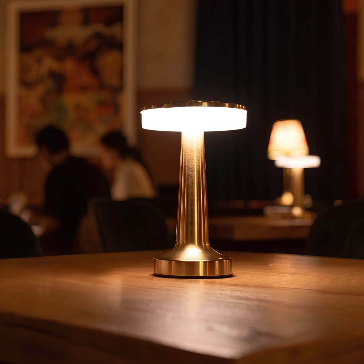Elegante tragbare dimmbare kabellose Tischlampe aus Metall, wiederaufladbar