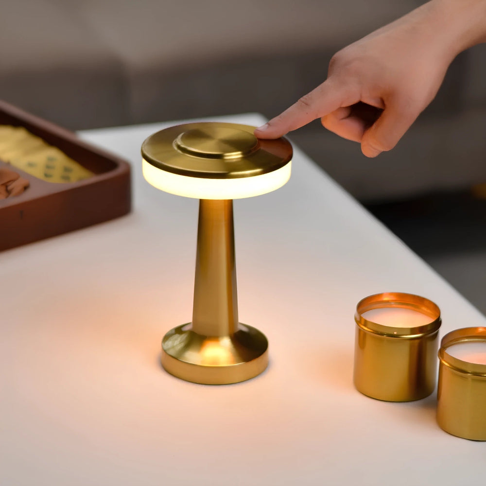 Elegante tragbare dimmbare kabellose Tischlampe aus Metall, wiederaufladbar