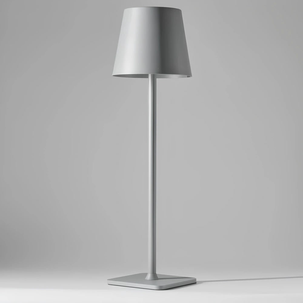 Schlanke moderne wasserdichte kabellose, wiederaufladbare dimmbare Metall-Tischlampe mit Touch-Steuerung