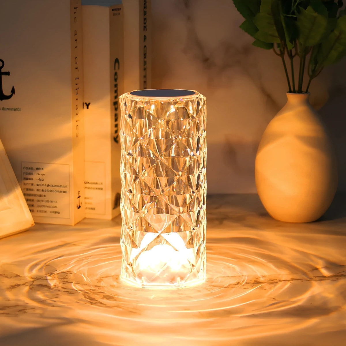 Funkelnde Kristall-Tischlampe mit Touch-Steuerung, Dimmer, Akku und stimmungsvollem Licht