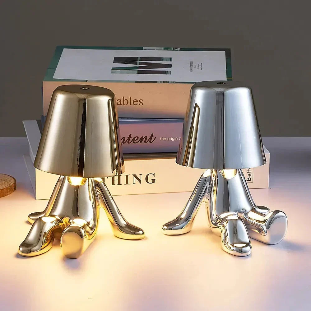 Skulpturale, dimmbare, wiederaufladbare, kabellose Tischlampe aus Aluminium und Harz mit Ambientebeleuchtung