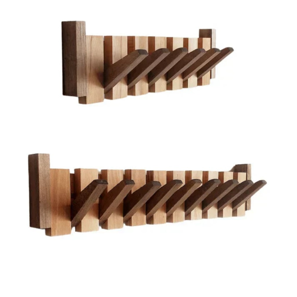 Moderne wandmontierte Garderobenleiste aus Holz im Klavierdesign