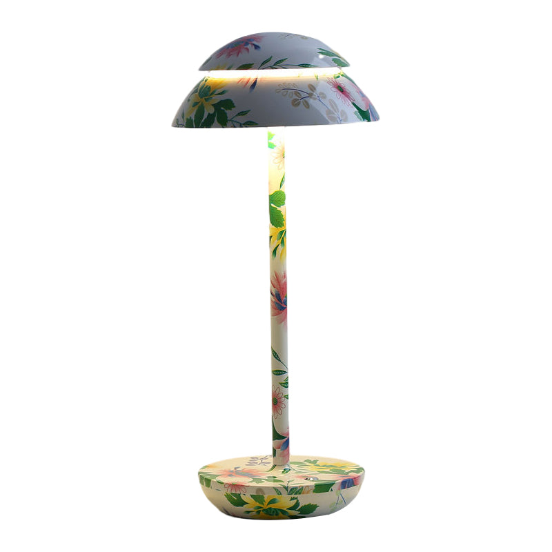 Kabellose tragbare wiederaufladbare Kunststoff-Tischlampe für Innen- und Außenbereiche